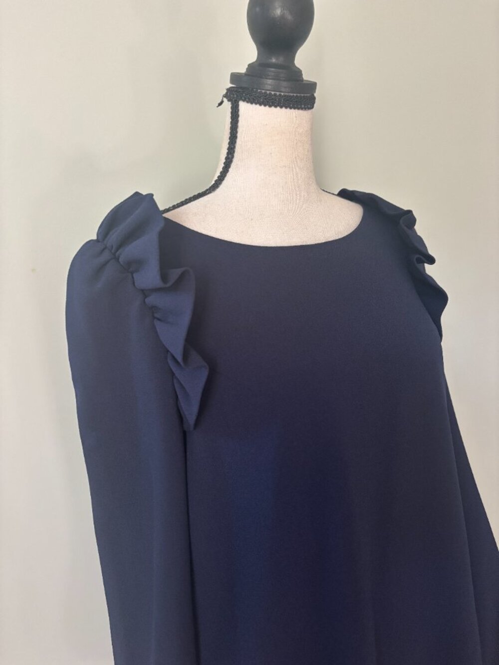 Chelsea28 Navy Ruffle-Shoulder Shift Dress — Size 8 NWT - Picture 2 of 6